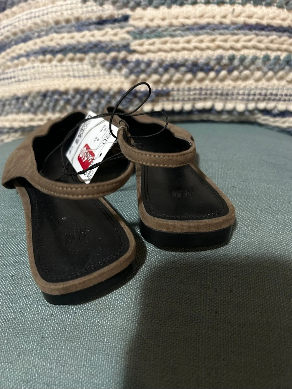 H&M pointed toe
